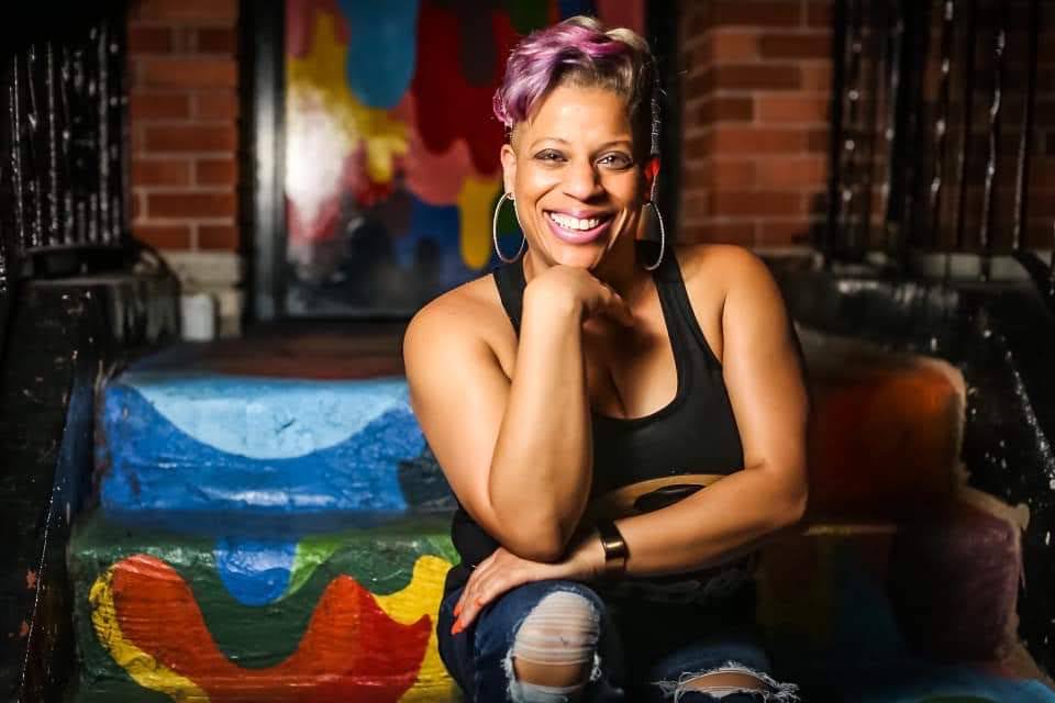 Alexis Mckenzey is a storyteller at the main street comedy show in downtown mesa arizona.